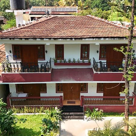 Villa Barbosa, 2 Bhk Villa & Luxury Rooms Near Colva, Sernabatim, Benaulim Beach Eksteriør bilde