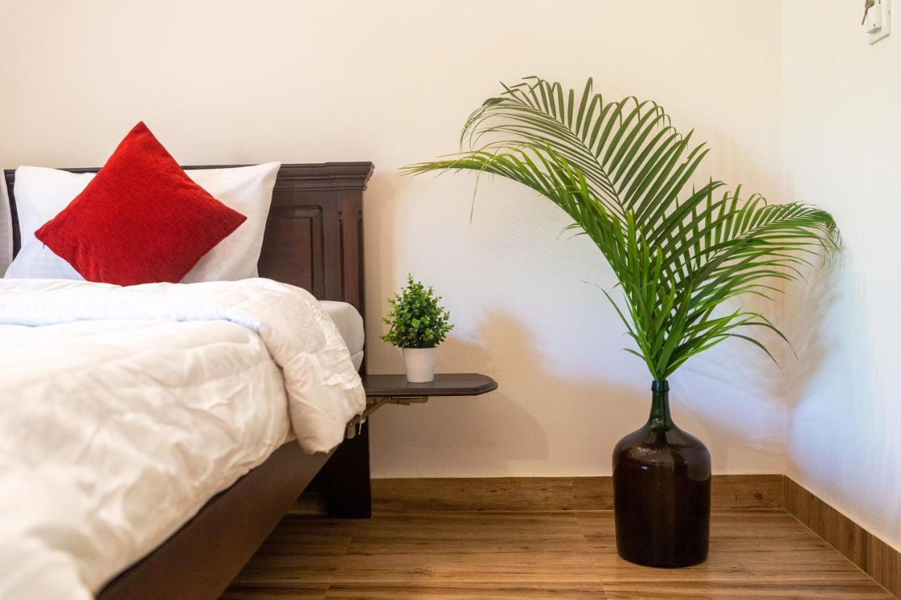 Villa Barbosa, 2 Bhk Villa & Luxury Rooms Near Colva, Sernabatim, Benaulim Beach Eksteriør bilde
